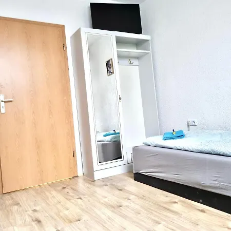 #world Monteur * Шкойдиц