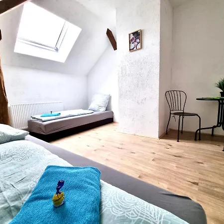 דירה #world Monteur